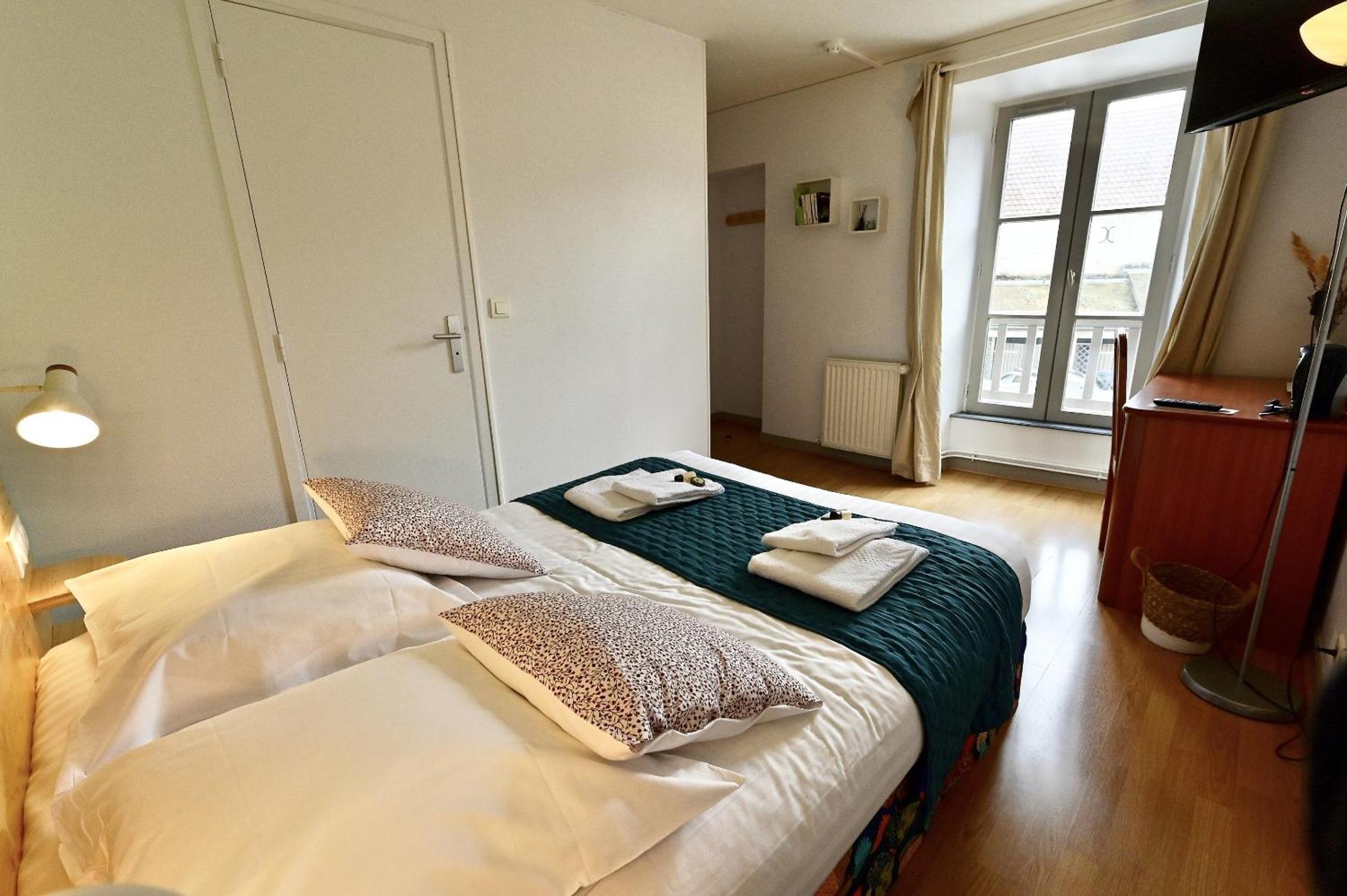 Hotel La Cuisine Des Lulus Montainville  Rom bilde