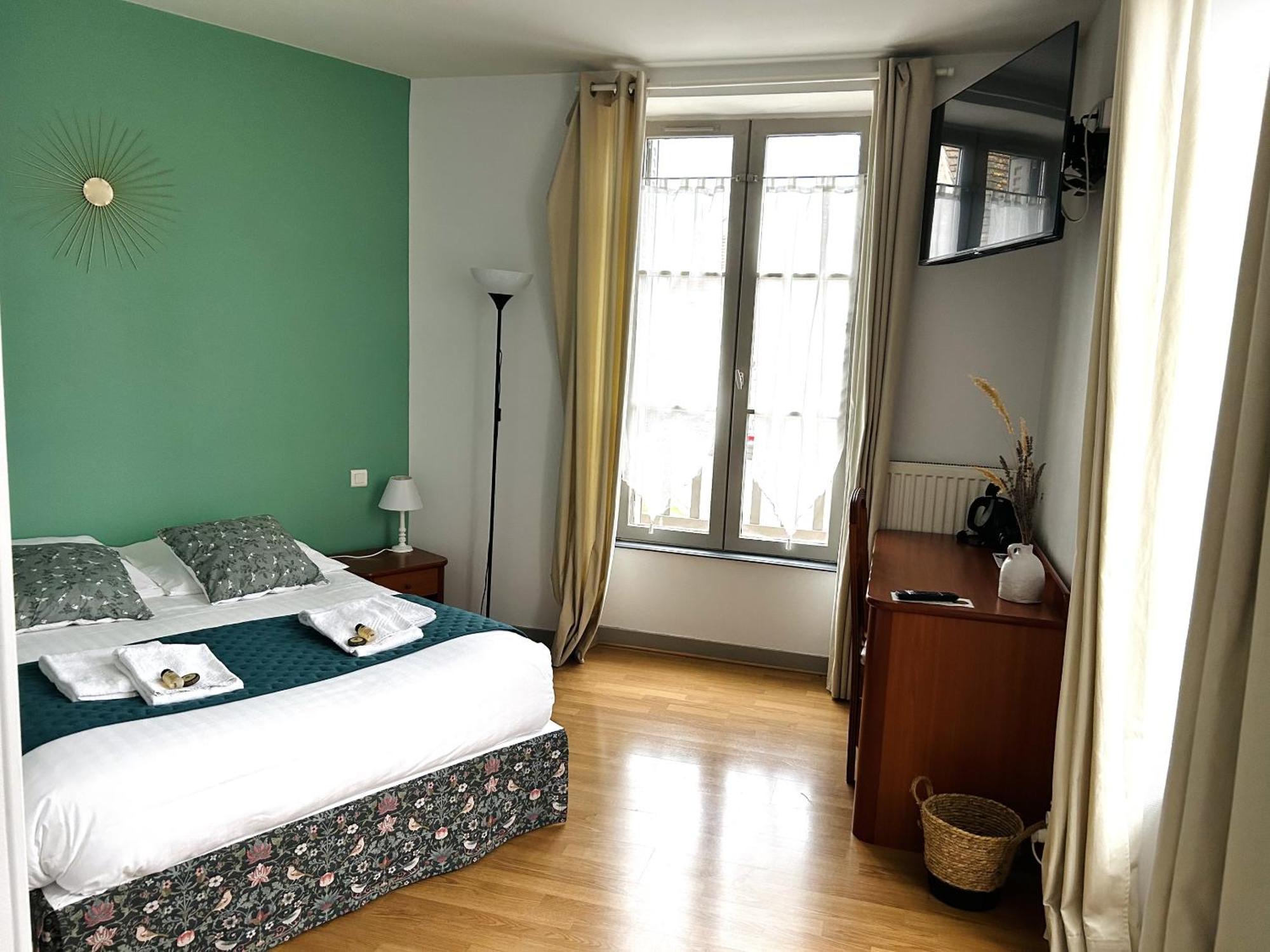Hotel La Cuisine Des Lulus Montainville  Rom bilde